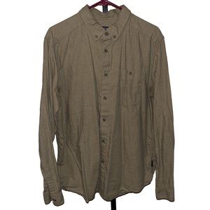 Men's Long-Sleeved Organic Cotton Button Down Shirt
